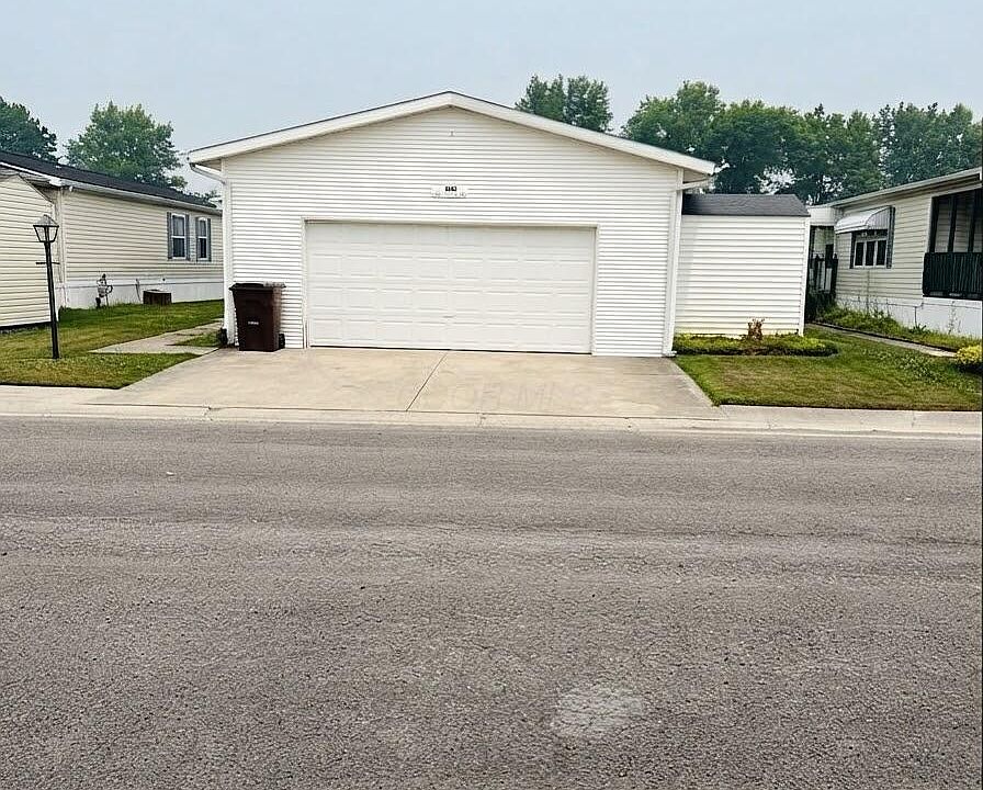 1st image of 235 Buckingham Dr