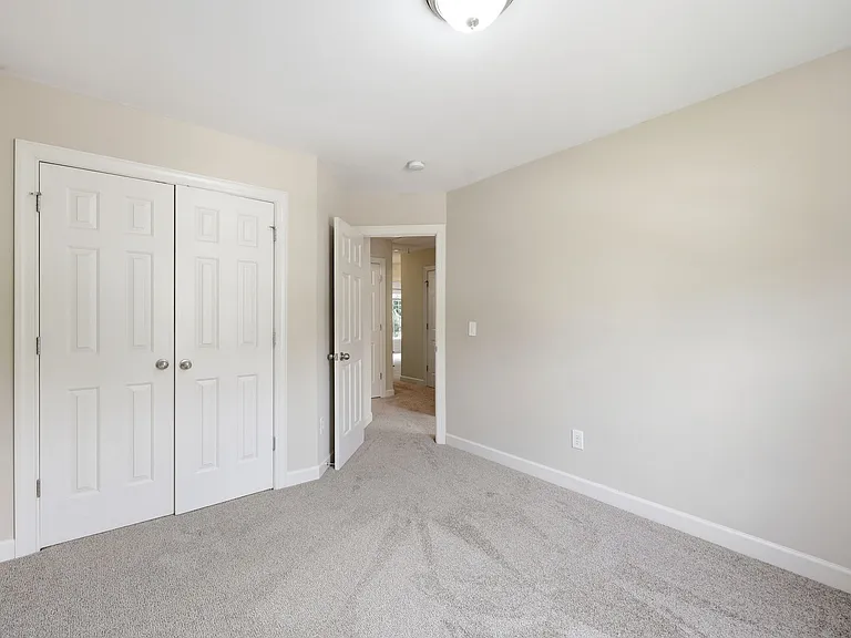 720 Pyracantha Dr — Photo 28