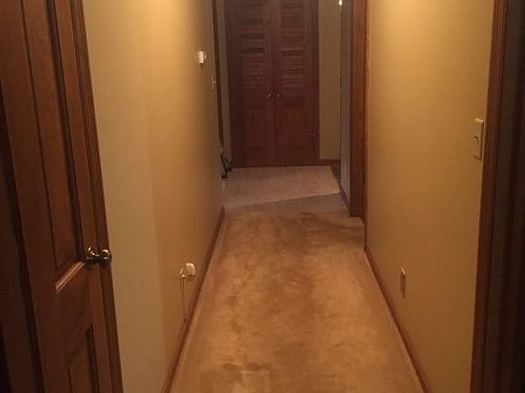 2nd image of 702 W Scottwood Dr