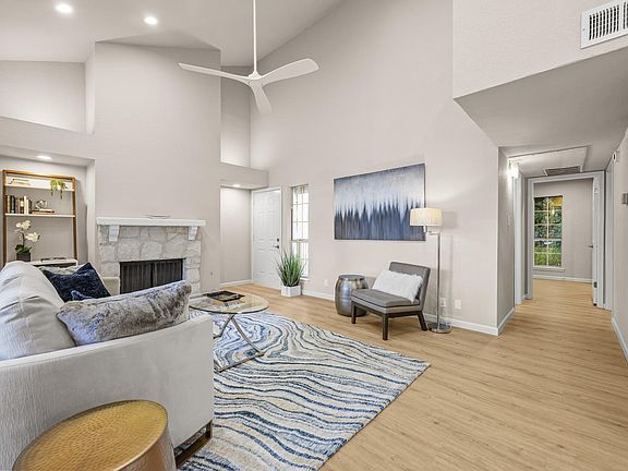 3rd image of 3809 Spicewood Springs Rd APT 241