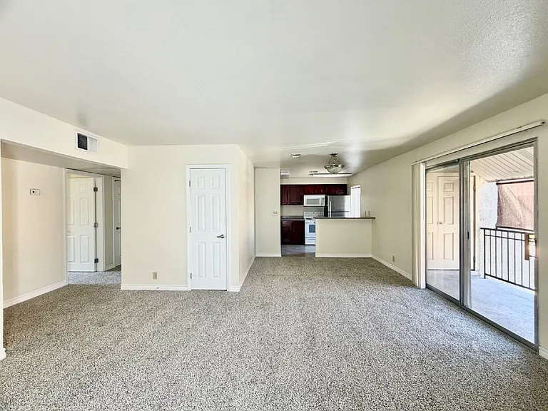 5281 River Glen Dr #222 — Photo 33