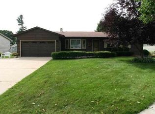 1235 Boynton Ct, Janesville, WI 53545