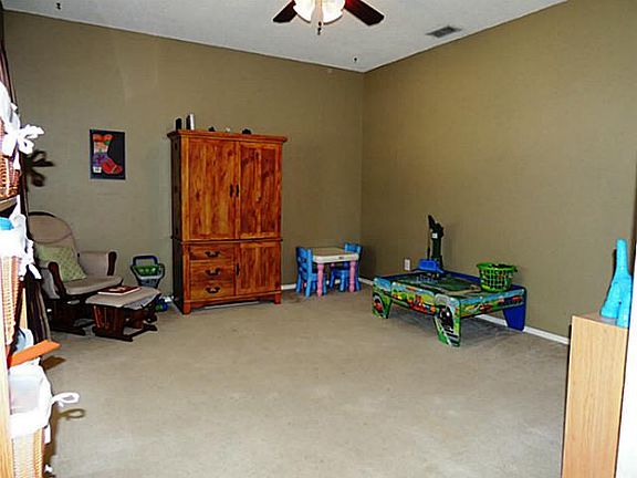 4th image of 1206 Lassen Ln
