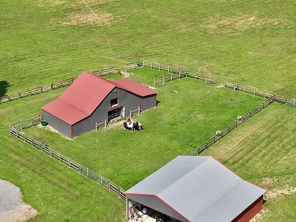 8th image of 161 Fowler Rd
