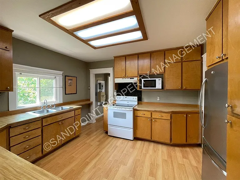 501 N Boyer Ave — Photo 26