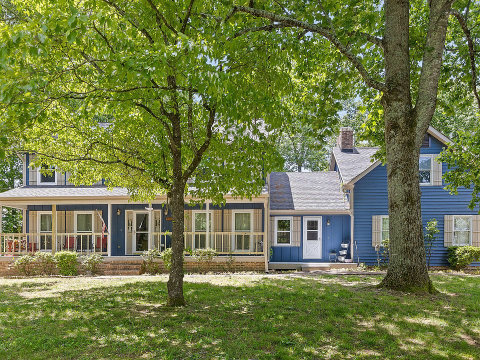 1st image of 3450 Crown Colony Dr NW
