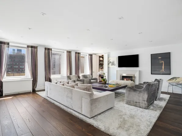 340 East 72nd Street image 1 of 14