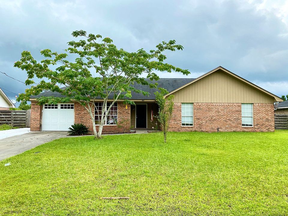 1st image of 957 Black Willow Dr