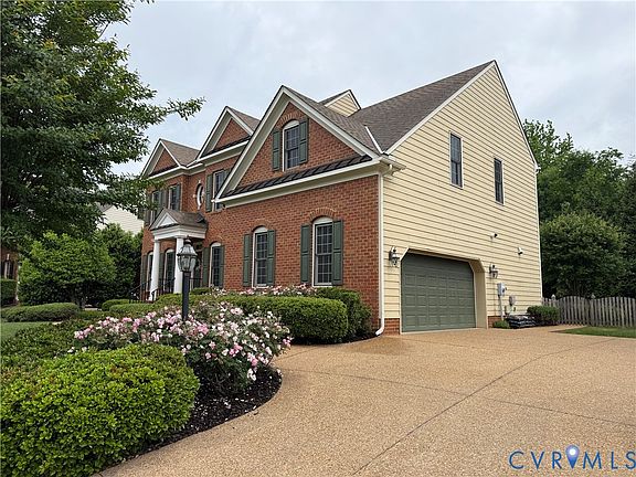 3rd image of 14130 Charter Landing Ct