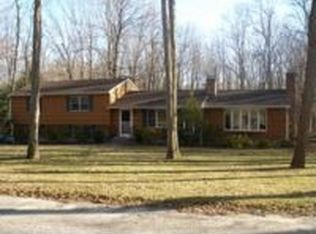 51 Crestwood Rd, Monroe, CT 06468