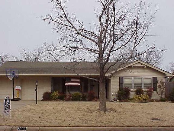 4th image of 2909 N Huntleigh Dr