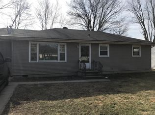 1825 Graham Dr, Fort Wayne, IN 46818