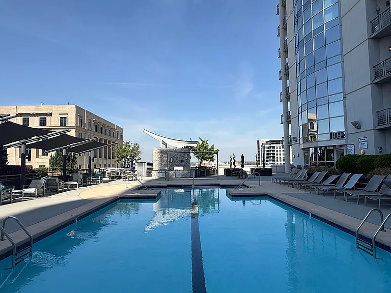 333 W Trade St #710 — Photo 12