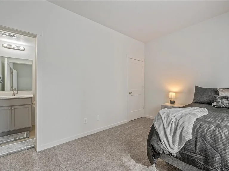 1724 Richard Martin Dr — Photo 11