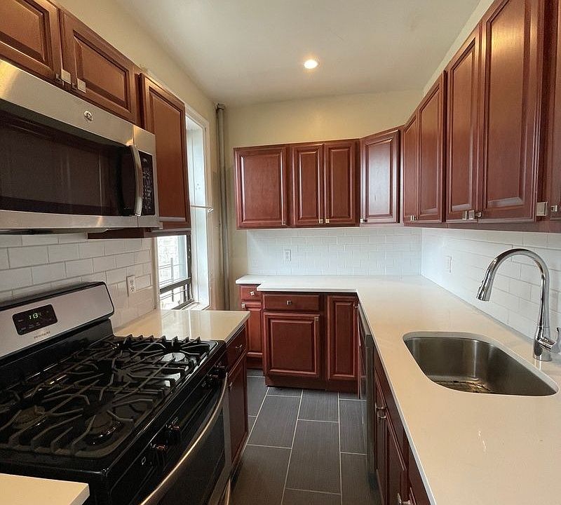 1st image of 45 Hawthorne St #4I