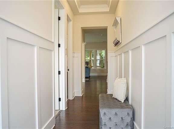 3rd image of 4889 Killian Crossing Dr