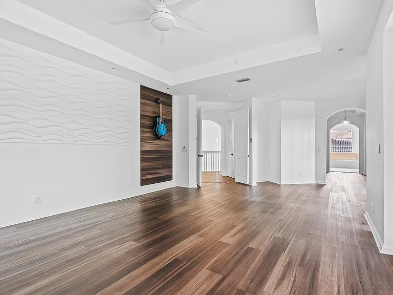 1831 Waldorf Dr — Photo 40