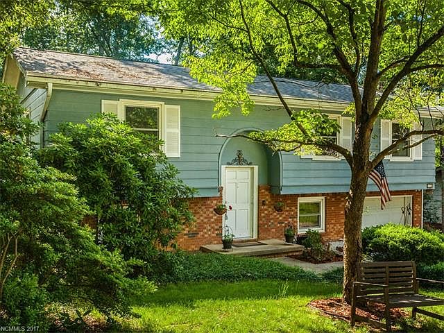 1st image of 40 Springside Dr