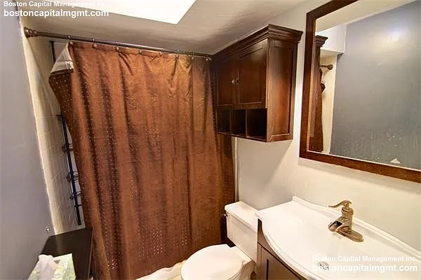 Building Photo - 196 Allston St #2