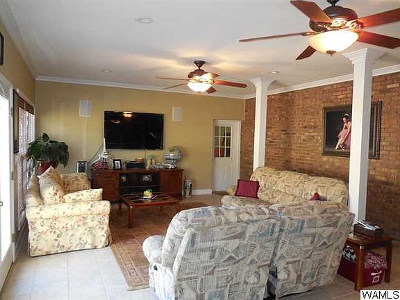 5th image of 1220 Mallard Cir