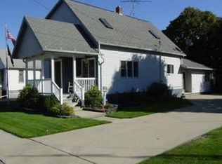 220 Sharpsteen St, Sebewaing, MI 48759