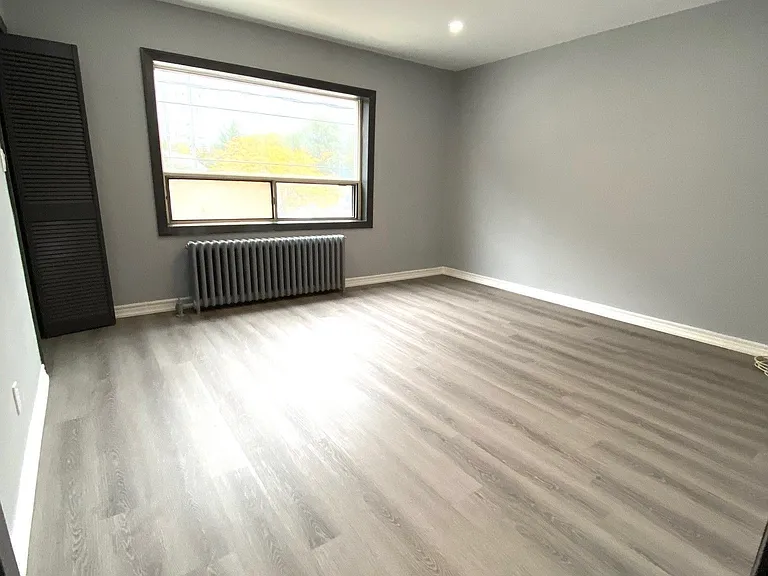 769 The Queensway #1 — Photo 14