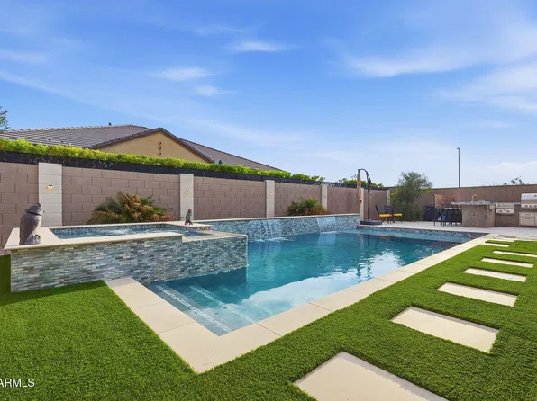 161 E ELMWOOD Place, Chandler, AZ 85249