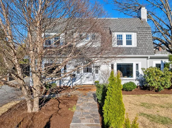 12 Sunset Terrace, West Hartford, CT 06107