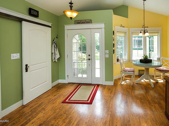 4th image of 8056 Greenfield Shores Dr