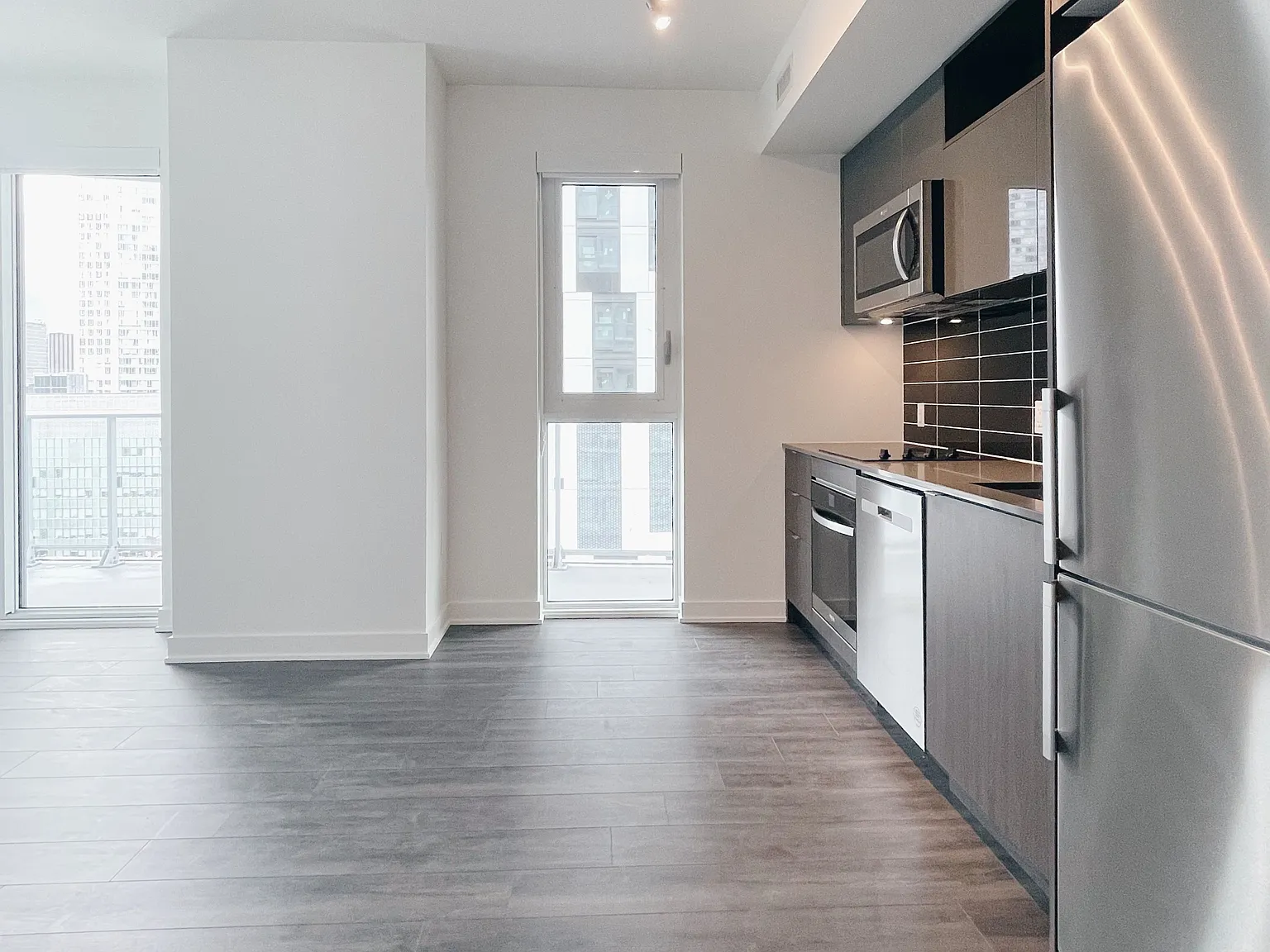 3 bed, $3,300 — Photo 3