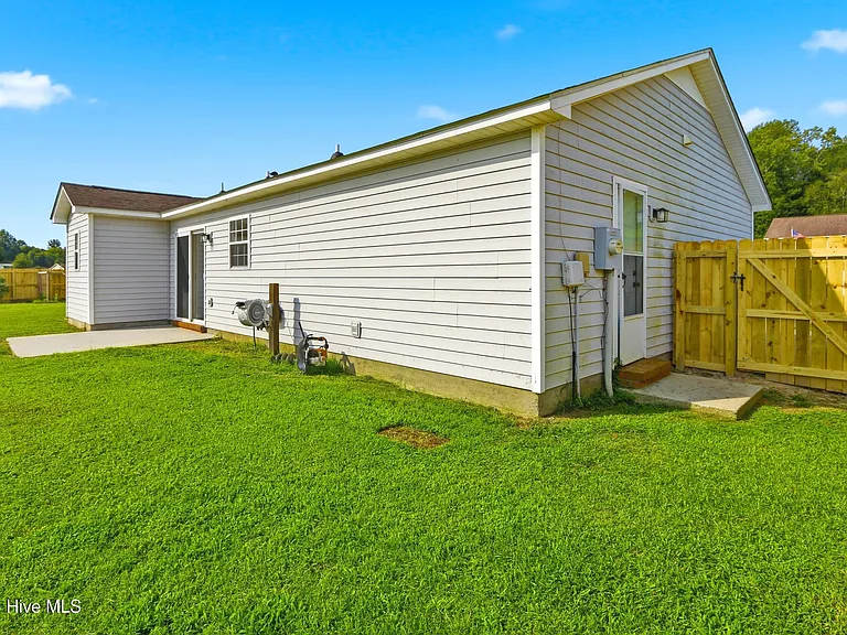 133 Wigeon Rd — Photo 36