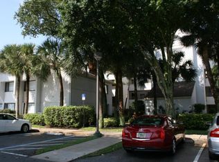 332 Oak Harbour Dr, Juno Beach, FL 33408