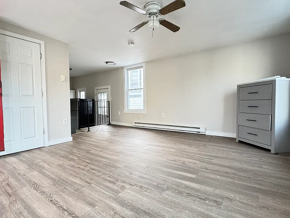 230 Cumberland Rd #2