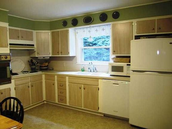5th image of 41 Woodside Dr