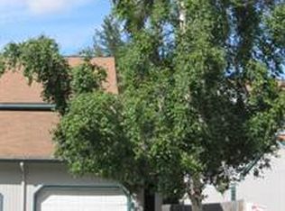 6615 Lunar Dr #B-3, Anchorage, AK 99504