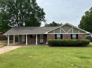 10789 French Fort Dr, Olive Branch, MS 38654