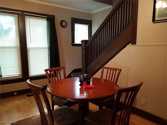 5th image of 221-223-217 Rockwell Pl