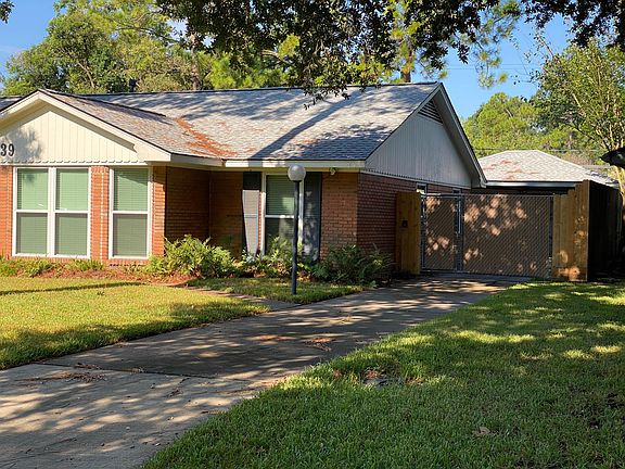 2nd image of 1439 Shadow Bend Dr