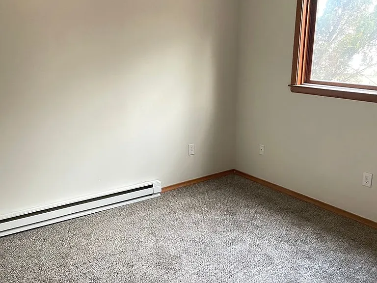 492 East St #25 — Photo 8