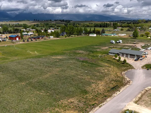 7 Three Coolidge Ct #A, Stevensville, MT 59870