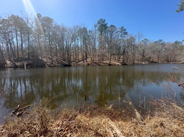 437 Forrest Glen Rd, Columbus, MS 39705