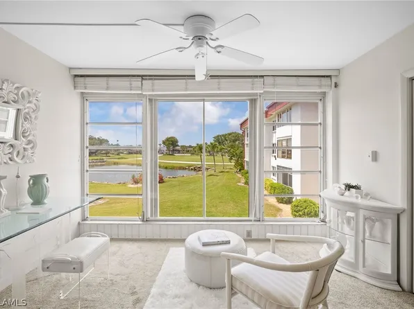 1700 Pine Valley Dr APT 212, Fort Myers, FL 33907