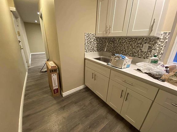 4th image of 10822 72nd Ave APT 1B