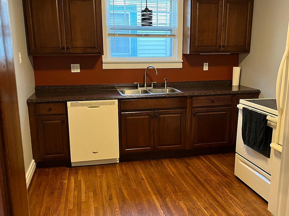 1st image of 81 Enola Ave