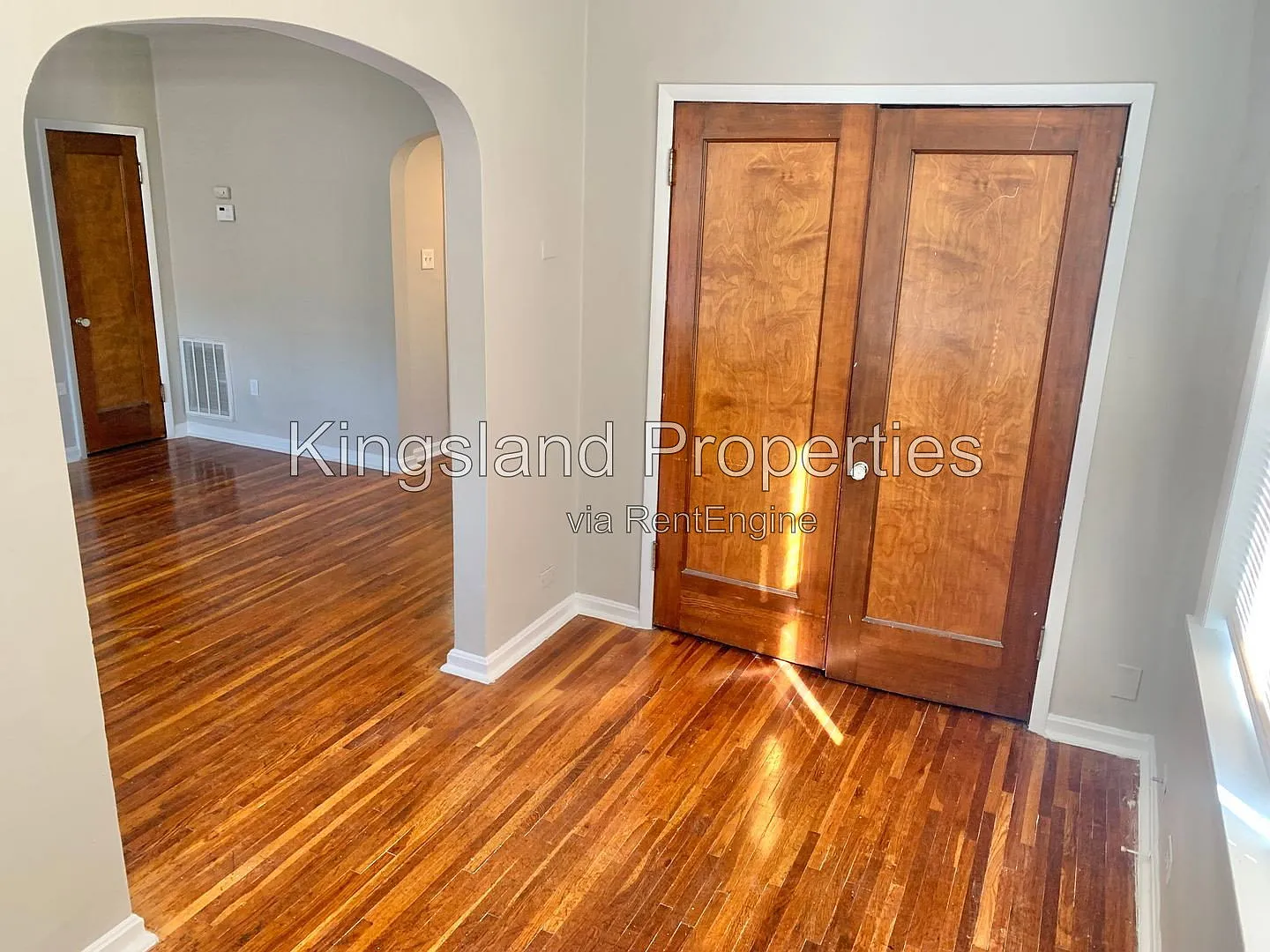1 bed, 1.0 bath, 825 sqft, $895 — Photo 3