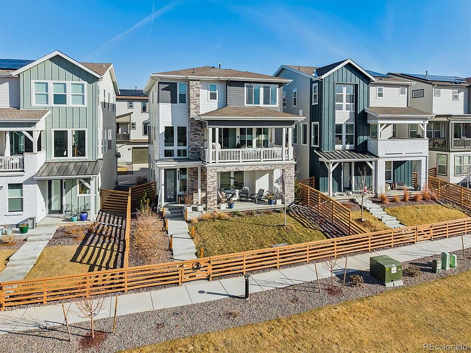 1st image of 881 Lariat Lane