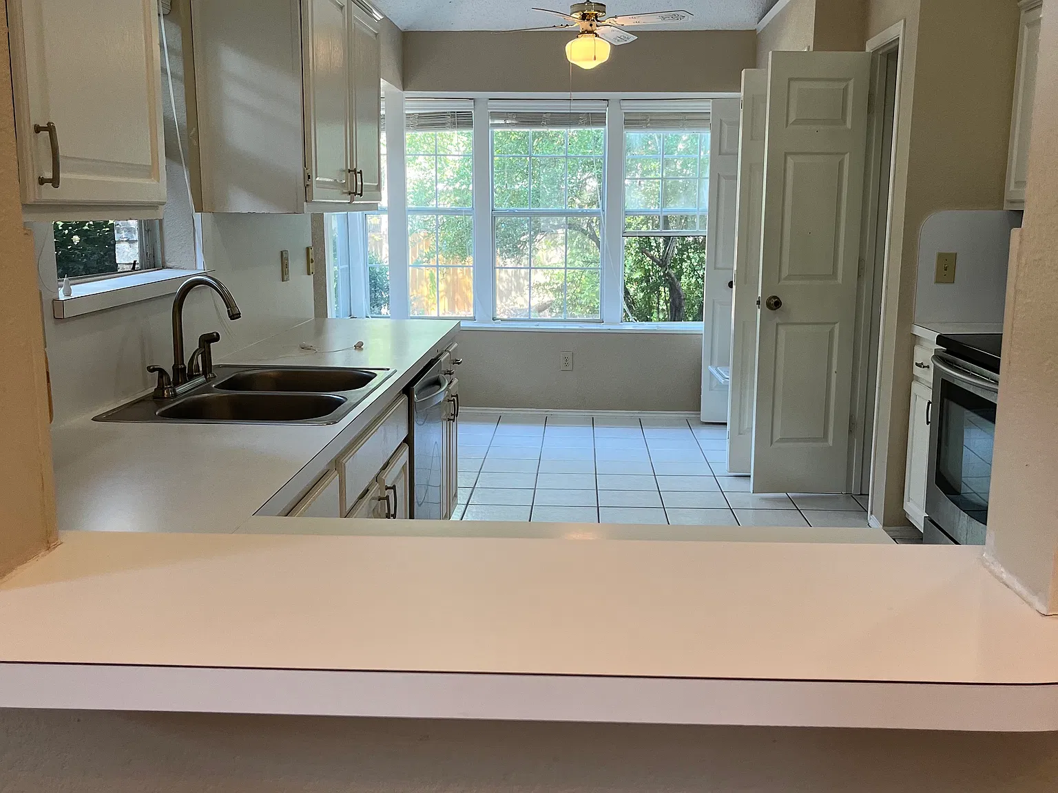 1822 Orchard Drive — Photo 2