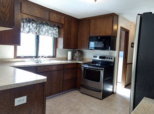 15255 Twin Lakes Rd, Little Falls, MN 56345