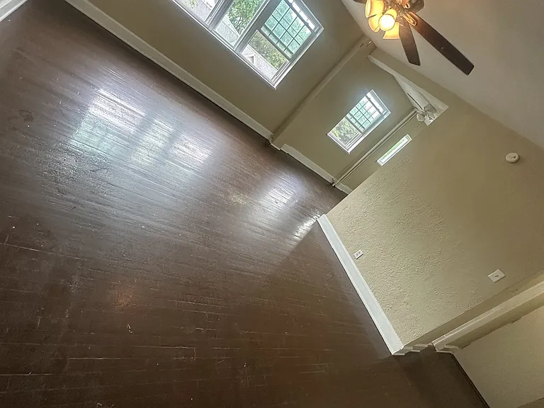 155 W River Streetsuite E #4 — Photo 3