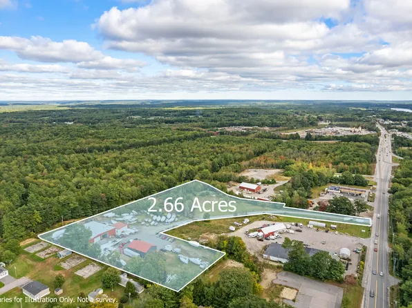 34 Compass Lane, Topsham, ME 04086